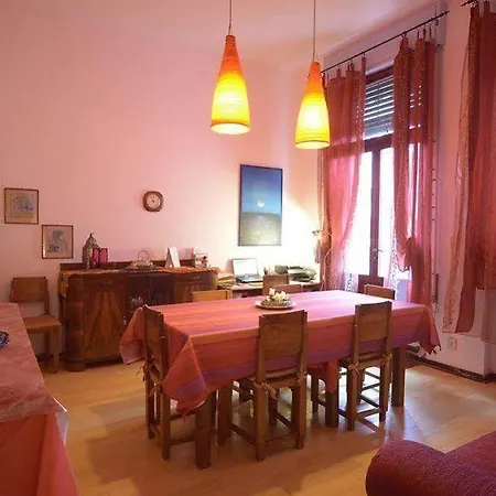 לינה וארוחת בוקר Arabesque
